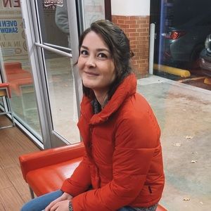 Meet your Posher, Samira